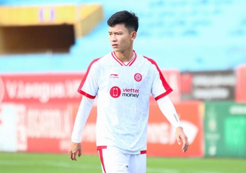 Lối chơi ổn định, kỷ luật và tinh thần thi đấu máu lửa giúp Tuấn Tài trở thành trụ cột đáng tin cậy