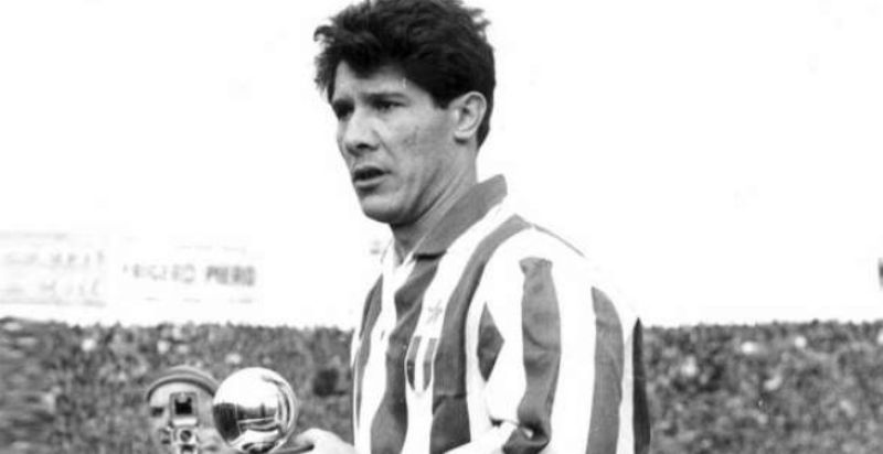 Omar Sívori từng giành Quả bóng vàng châu Âu năm 1961