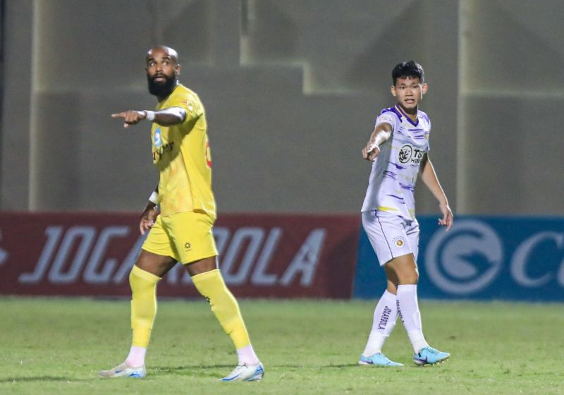 Lê Văn Hà có khả năng đọc tình huống và phòng ngự hiệu quả