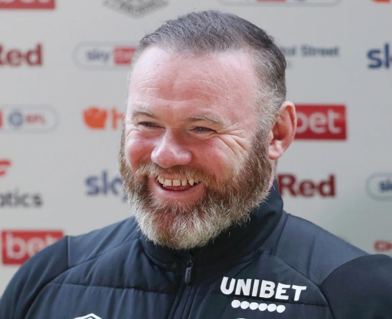 Sau khi giải nghệ, anh bước vào sự nghiệp huấn luyện