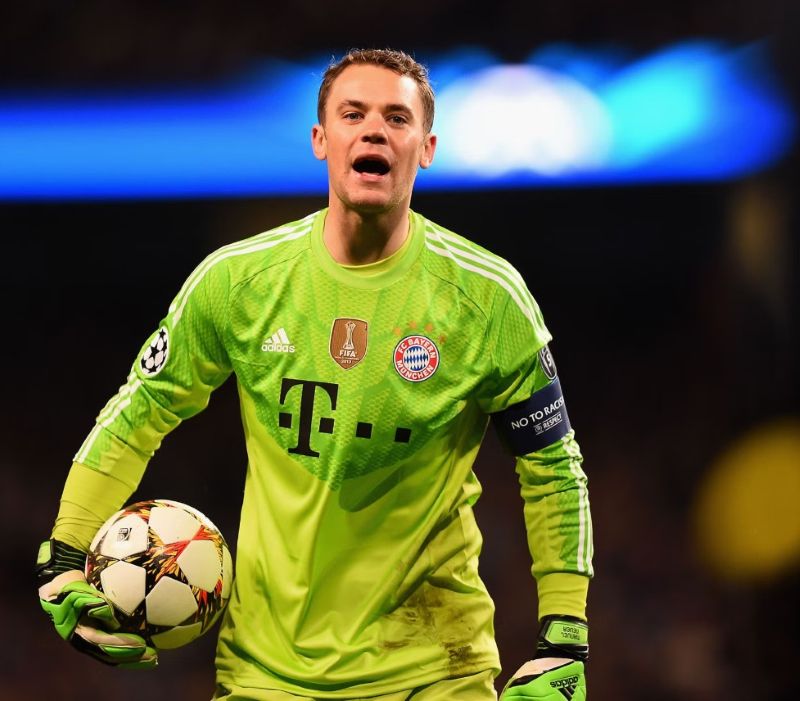 Anh sở hữu kỹ năng chơi chân điêu luyện, khả năng chỉ huy hàng thủ và tinh thần thi đấu kiên cường