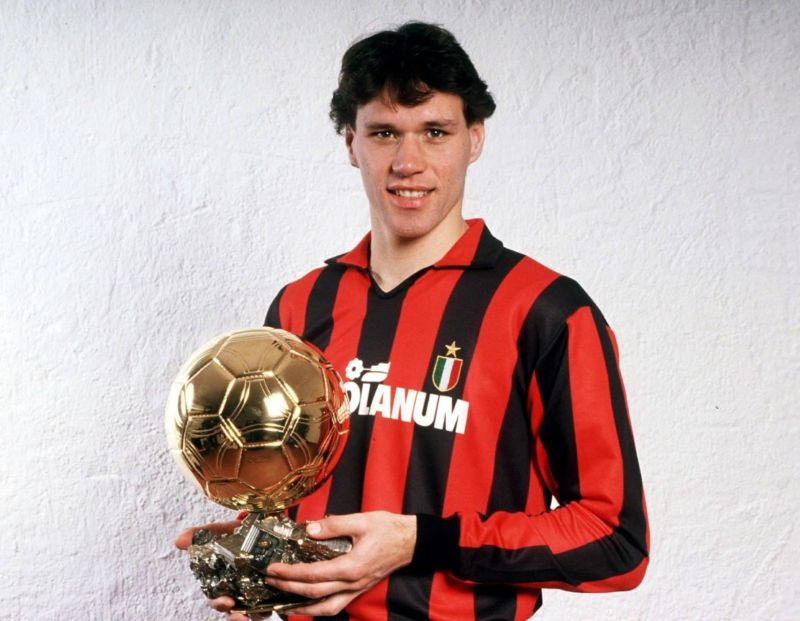 Dù sự nghiệp bị gián đoạn, Van Basten vẫn truyền cảm hứng cho các thế hệ cầu thủ sau