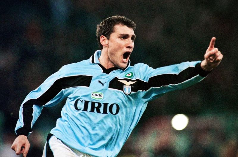 Hành trình sự nghiệp của Vieri là câu chuyện về đam mê, nghị lực và khát vọng vươn tới đỉnh cao bóng đá