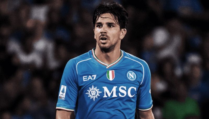 Anh sở hữu khả năng tạo cơ hội và phối hợp nhịp nhàng với đồng đội