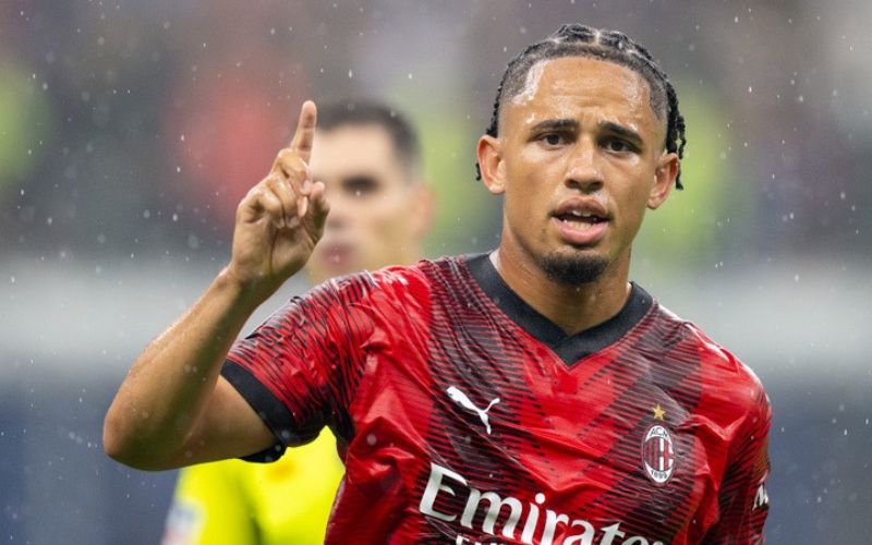 Noah Okafor là một trong những cầu thủ trẻ nổi bật của bóng đá Thụy Sĩ. 